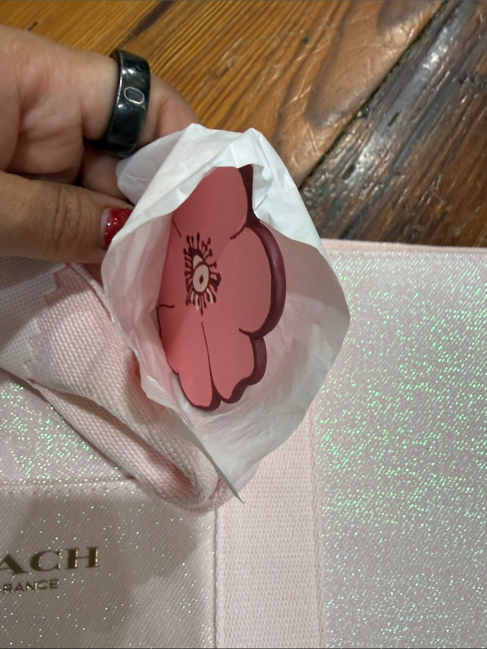 Coach Fragrance Pink Glitter Tote with Gold Logo flower keychain NWT - Picture 4 of 8
